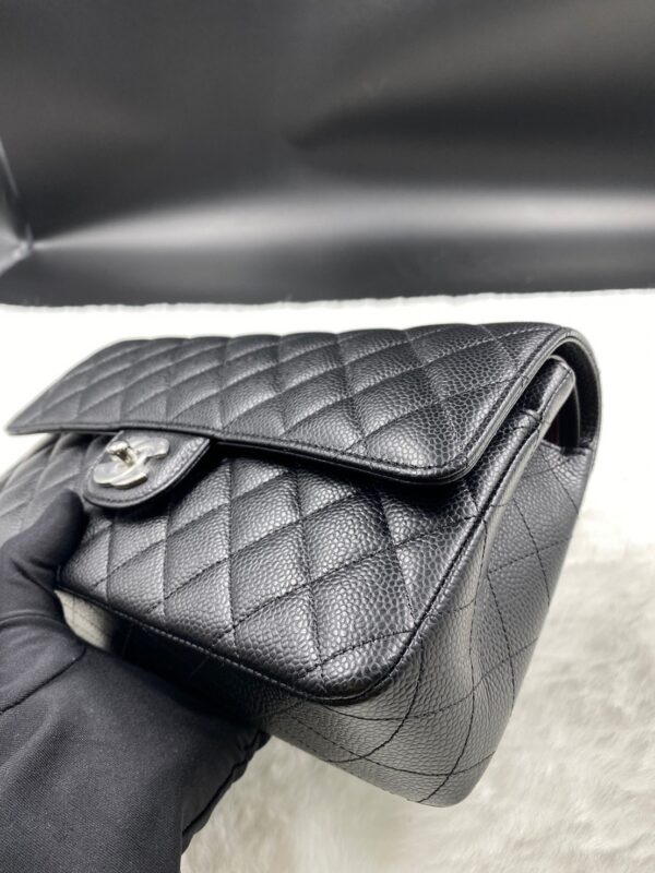 Chanel Classic 10" caviar black - Image 9