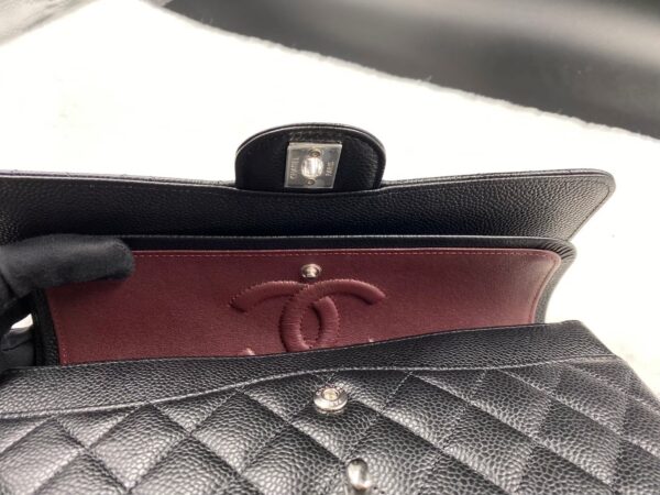 Chanel Classic 10" caviar black - Image 5