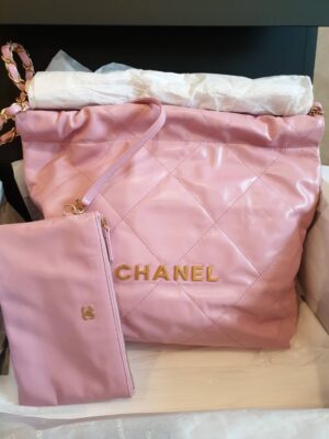 New Chanel hobo 22 GHW
