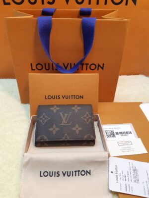 LV envelope card holder