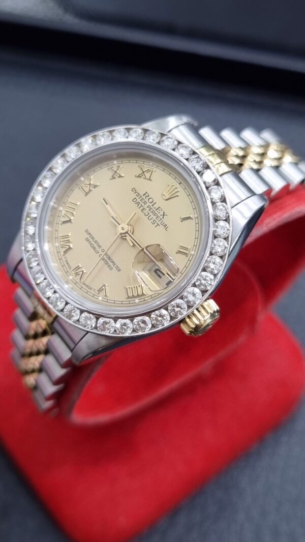 Used Rolex datejust Lady Size ✅หน้าทอง​ เลขโรมัน - Image 3