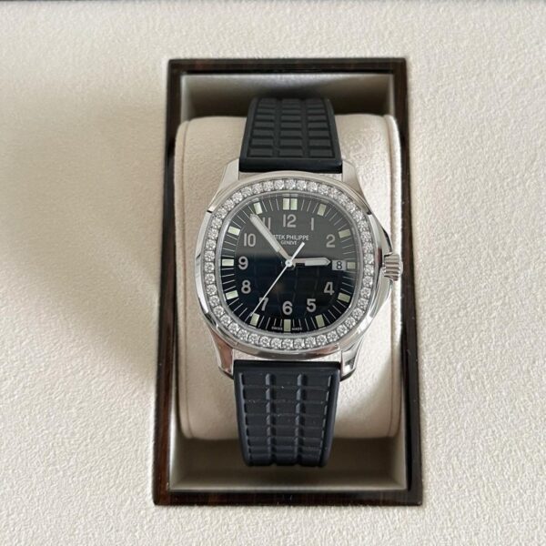 Used like new Patek 5067A black dial