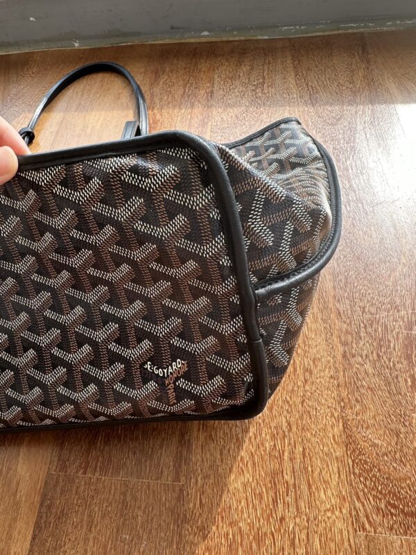 Goyard Anjour PM in Black - Image 4