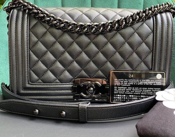 Rare!! Like new Chanel Boy 10 caviar So Black holo24