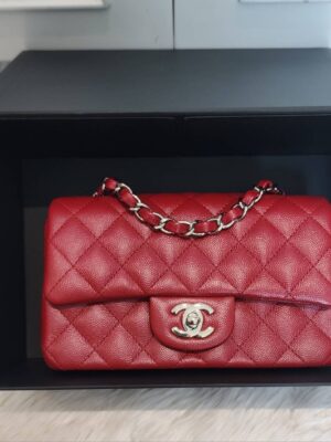 Very like new Chanel Mini 8 holo24 SHW