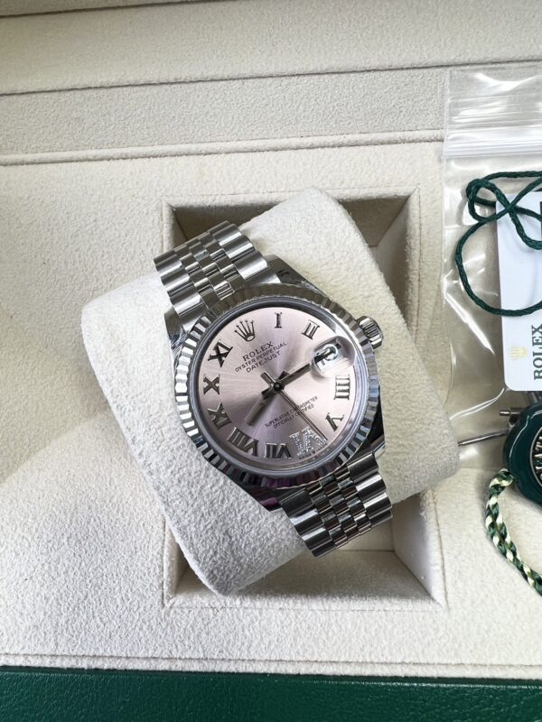 Like New Rolex Datejust 31 mm. - Image 3