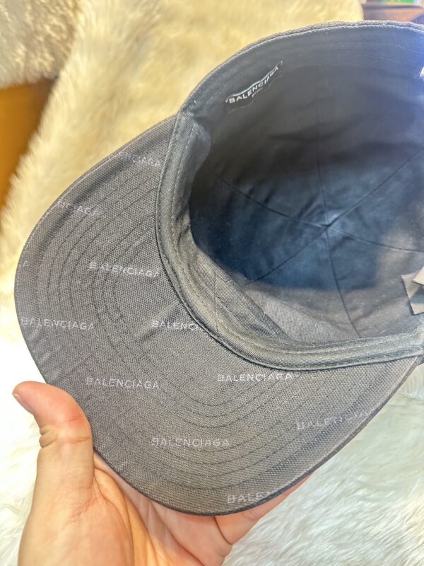 BALENCIAGA• all over slogan cap - Image 4