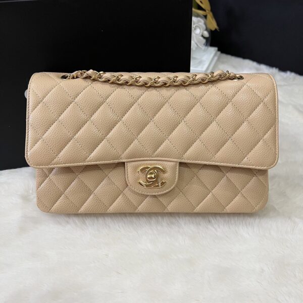 🎉🎉Used once like new Chanel Classic 10” beige caviar ghw microchip