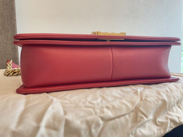 Like new Chanel BOY 10” in Red GHW holo 24 - Image 4