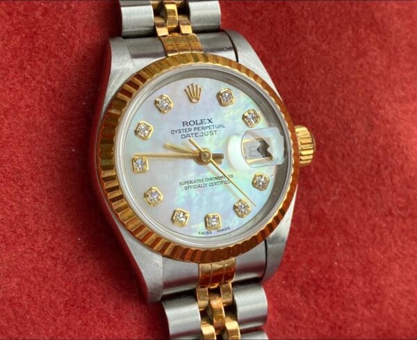 Used Rolex Datejust Ladysize26mm. ✅ series T ปี 1997 ✅หน้ามุก หลักเพชรเบ้าใหญ่ - Image 3