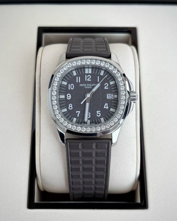 Used Patek Philippe 5067A - 023 สี Etoupe ปี2017