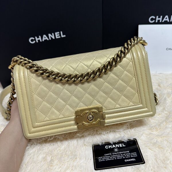 Chanel boy 10 gold Calfskin GHW holo20