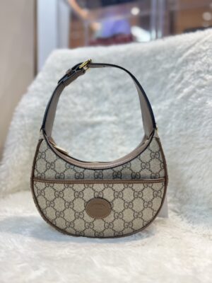 Gucci Half Moon Y.22