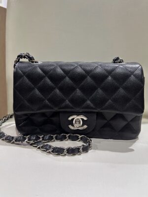 Used very good condition chanel mini 8 caviar hl24 shw