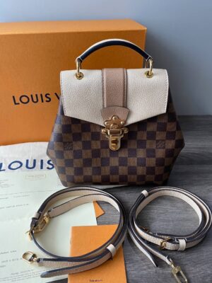 Used very good condition lv clapton backpack ปี19
