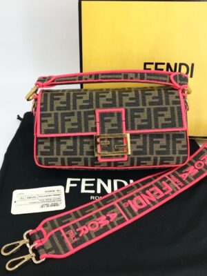 (Good Con) Fendi Baguette Jacquard FF fabric bag ปี19
