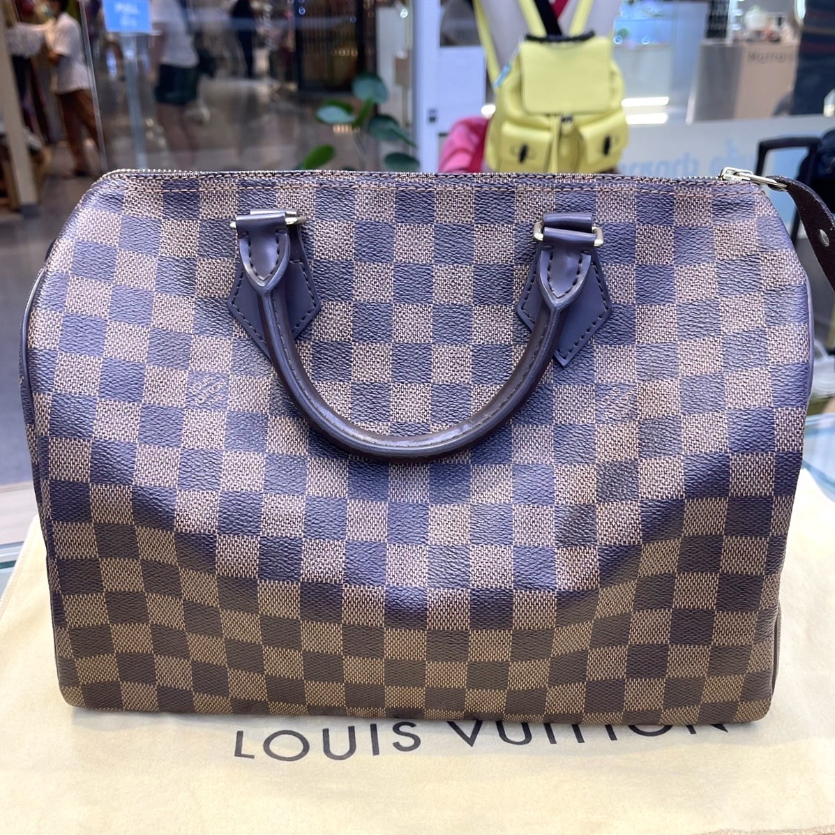 Louis Vuitton Speedy