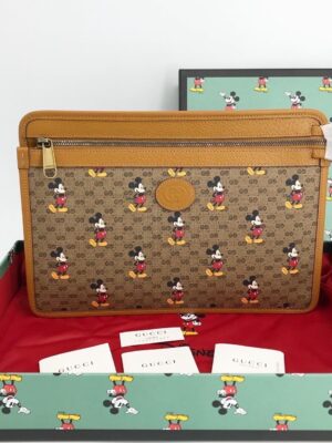 (New!) Gucci X Mickey Clutch Limited