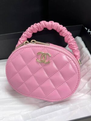 New Chanel Travel and Beauty Holo32 (5”)