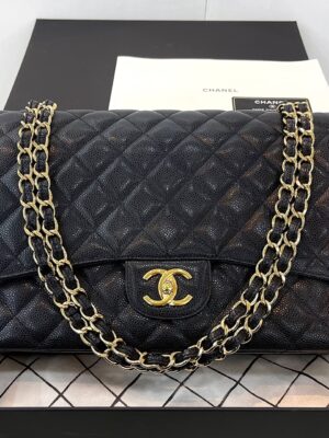 Chanel Maxi Cavair H19