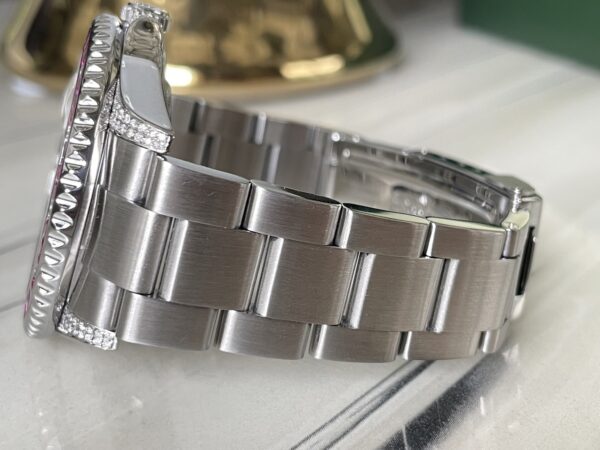 Rolex Explorer ii เข็มแดง Series D (ปี2004-2005) - Image 2